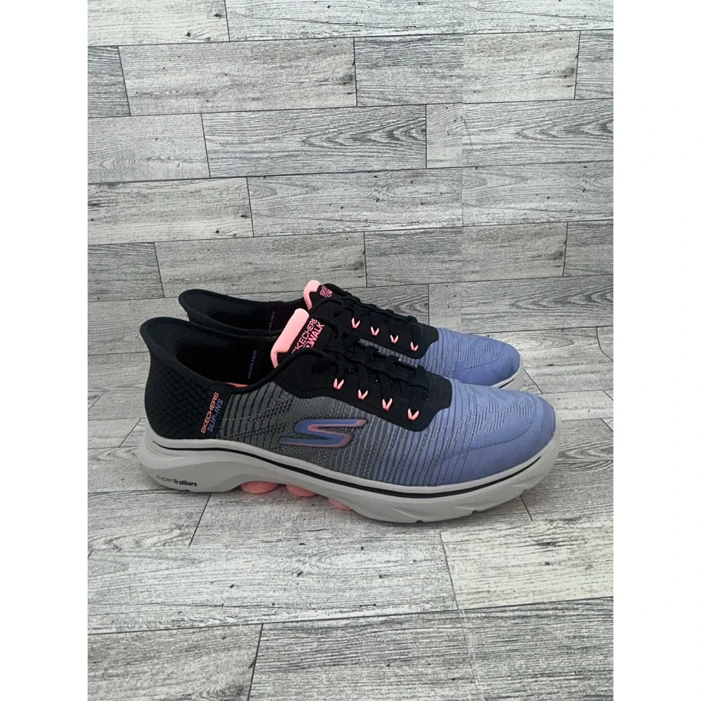 Skechers hands free